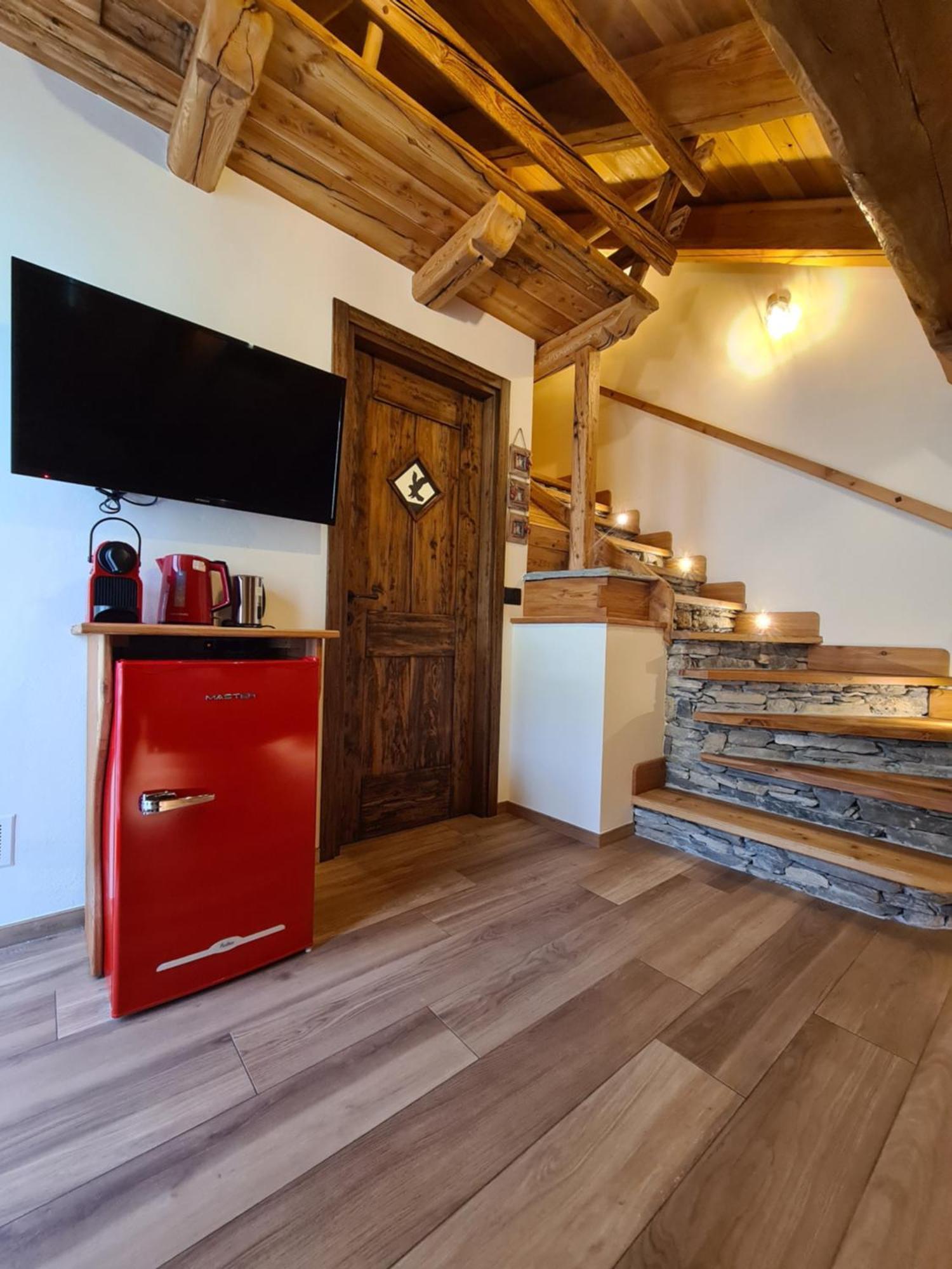 La Maison. Il Nido Dell'Aquila Bardonnèche Extérieur photo