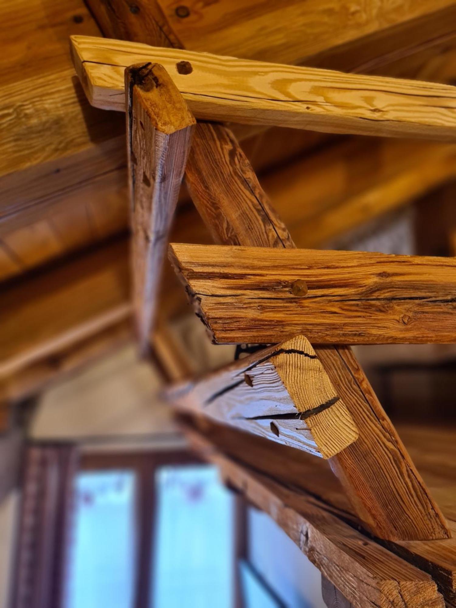 La Maison. Il Nido Dell'Aquila Bardonnèche Extérieur photo